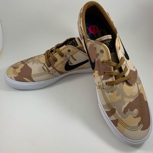 Nike Stefan Janoski Desert Camo